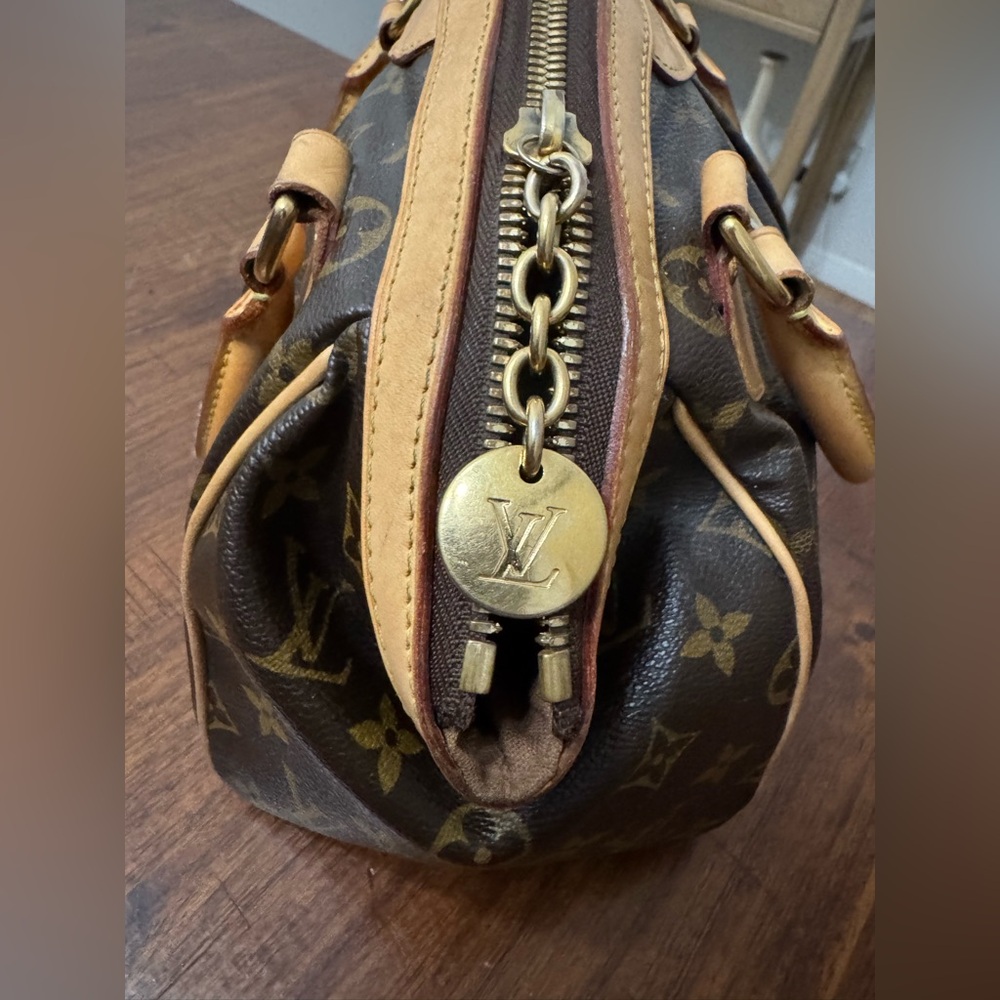 LOUIS VUITTON MONOGRAM TIVOLI PM TOTE BAG - Picture 12 of 14